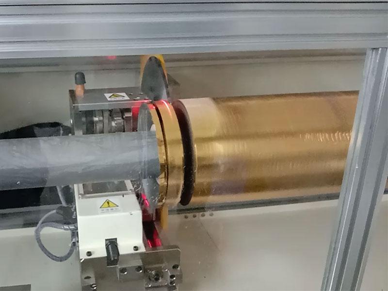 Auto Foil Roll Cutter